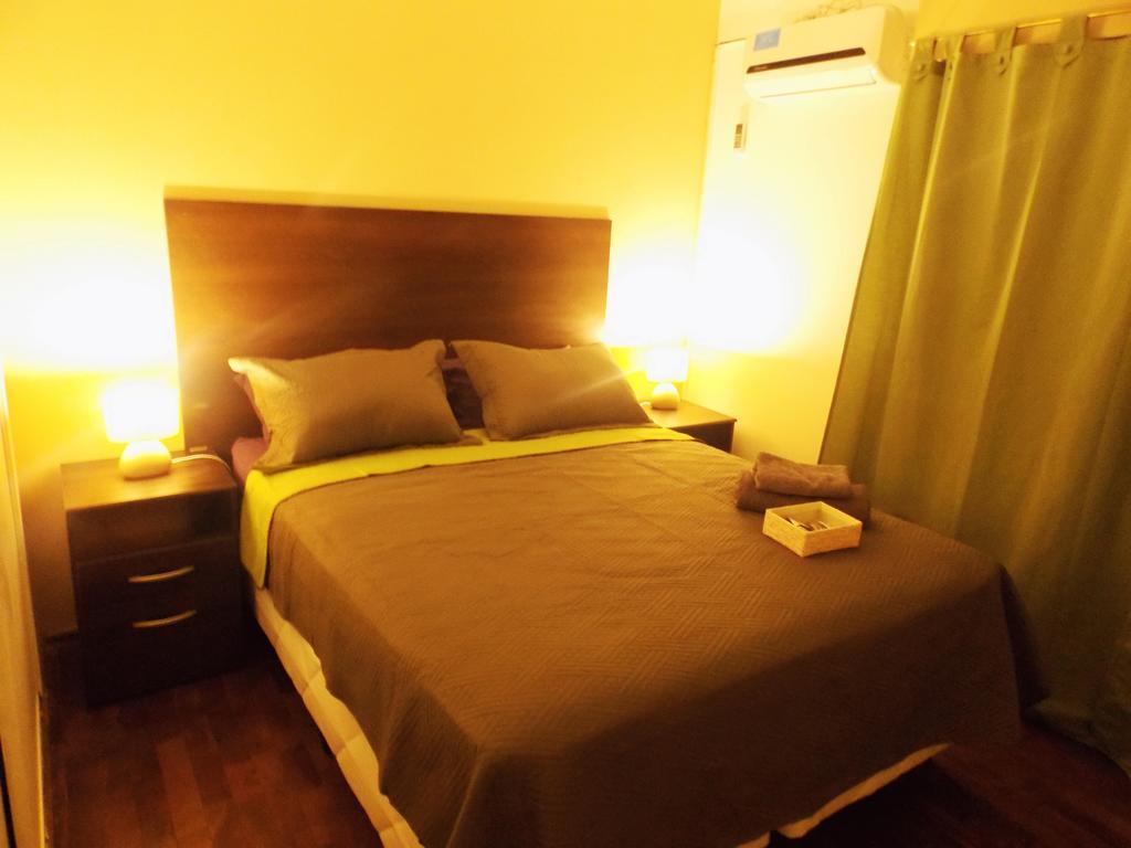 Departamento Temporario Céntrico Mendoza Quarto foto
